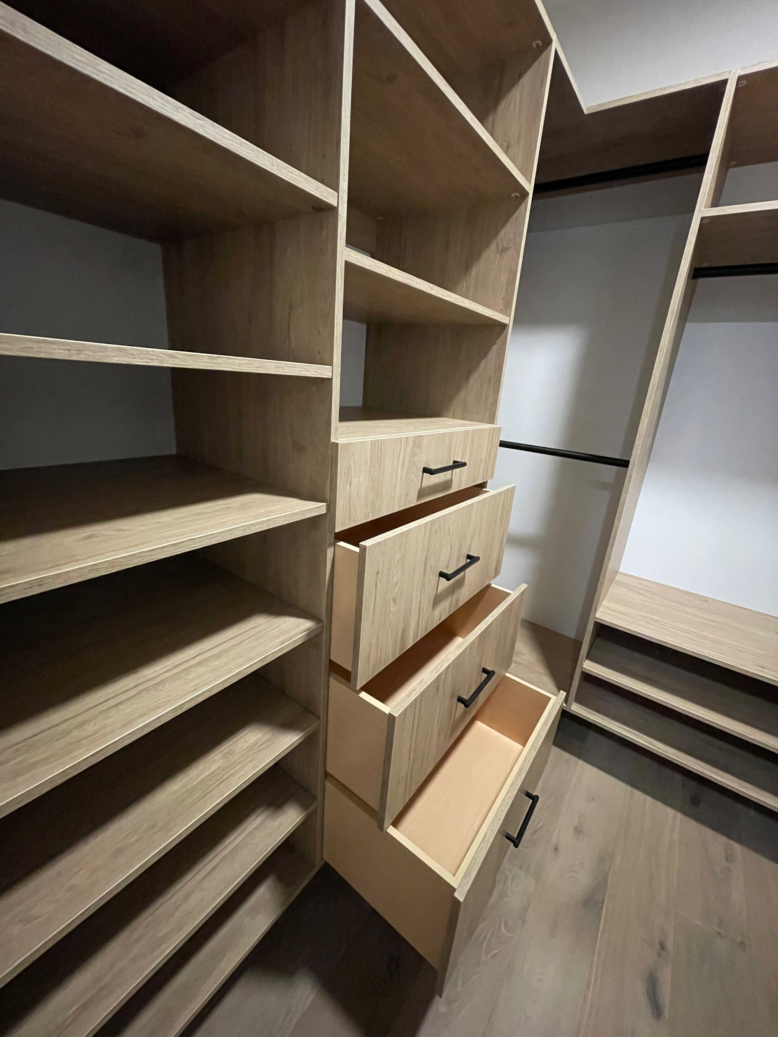 Master Closet in Tumble Creek — Closet Maestro project CM-061