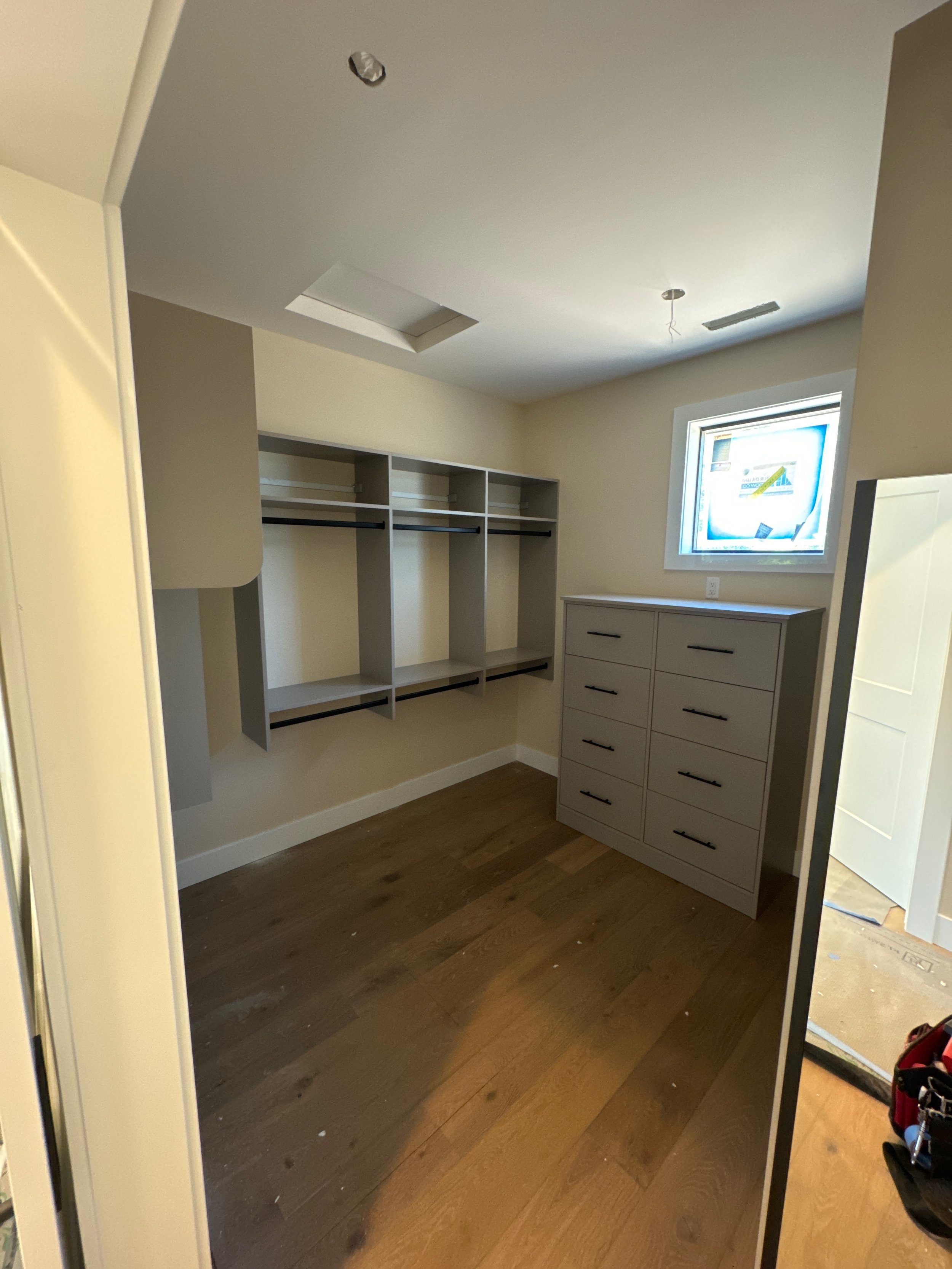 Master Closet in Cle Elum — CM-006