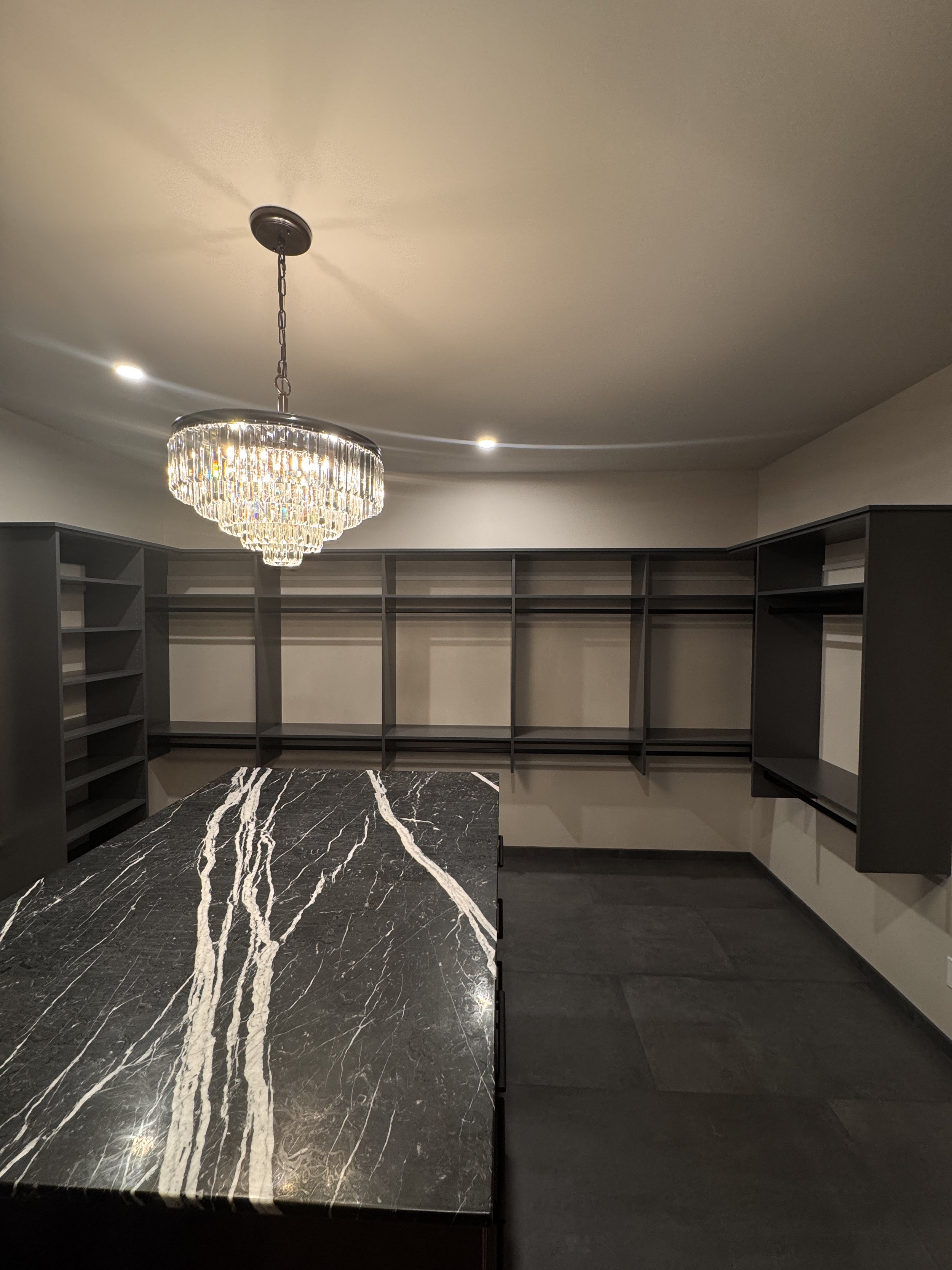Master Closet in Yakima — Closet Maestro project CM-152