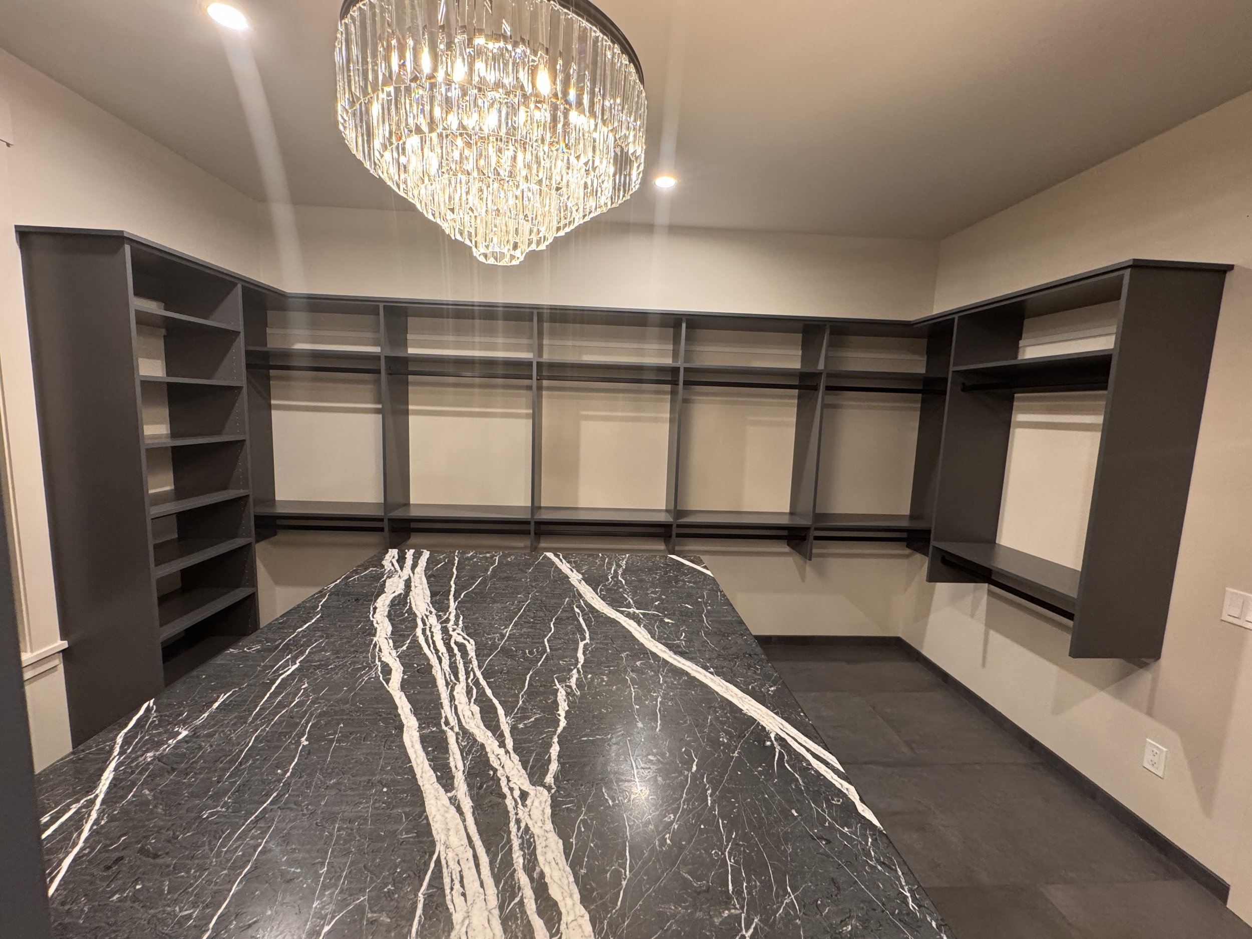 Master Closet in Yakima — Closet Maestro project CM-099