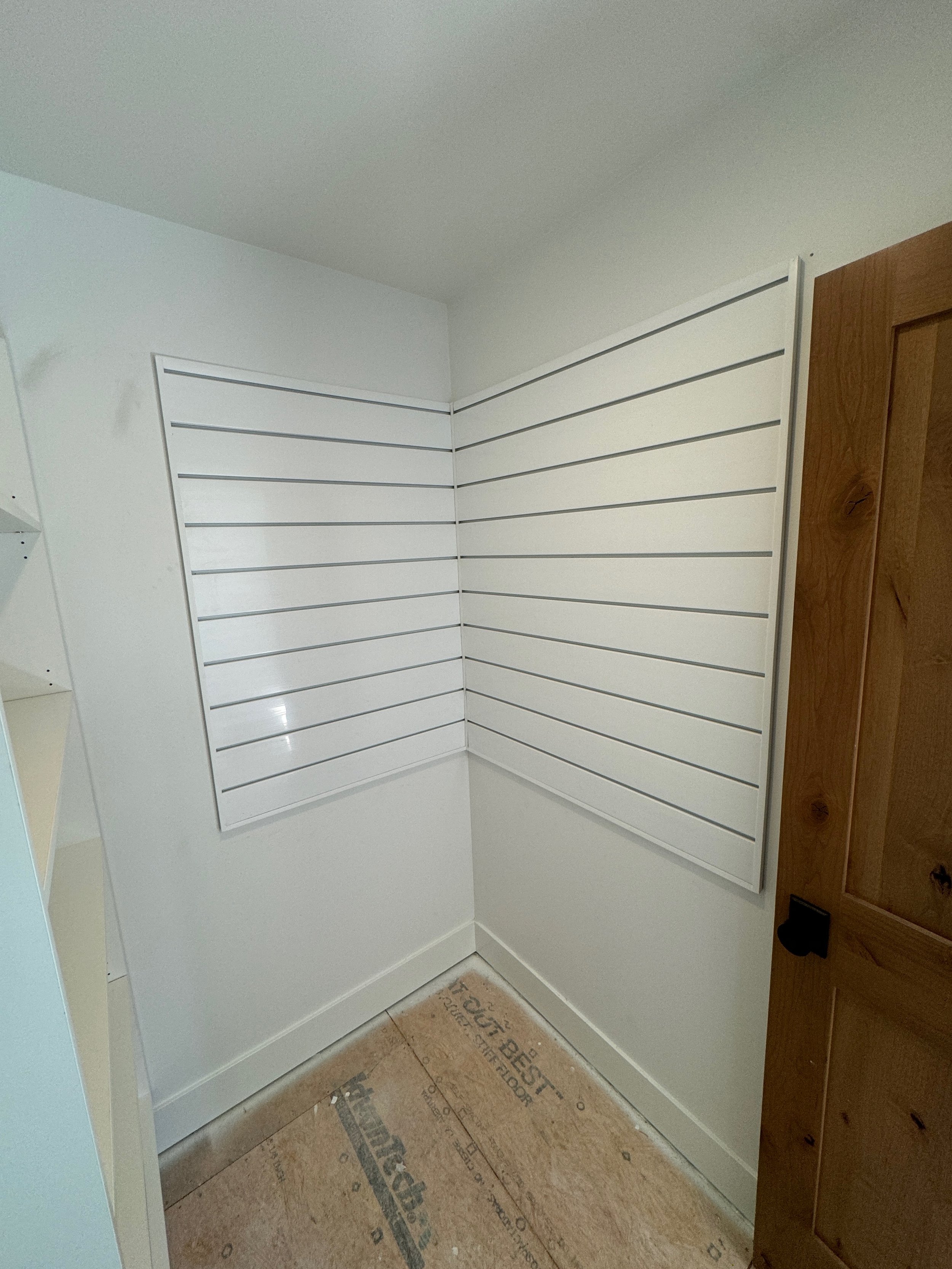 Entryway in Cle Elum — CM-016