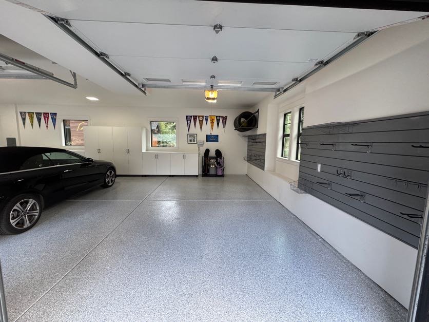 Garage in Suncadia — CM-005