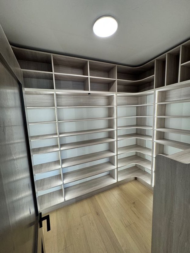 Master Closet in Cle Elum — Closet Maestro project CM-033