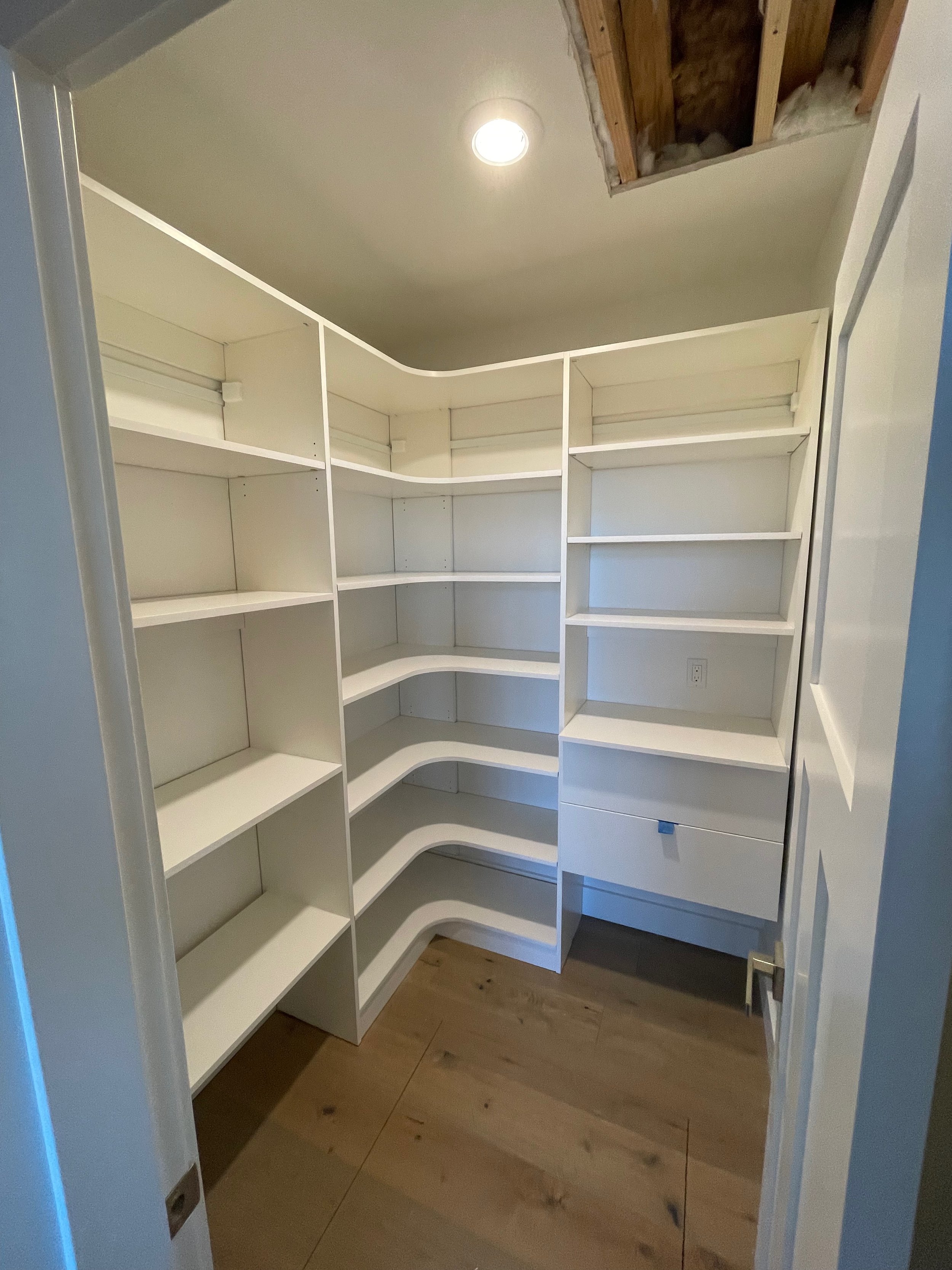 Pantry in Cle Elum — CM-129
