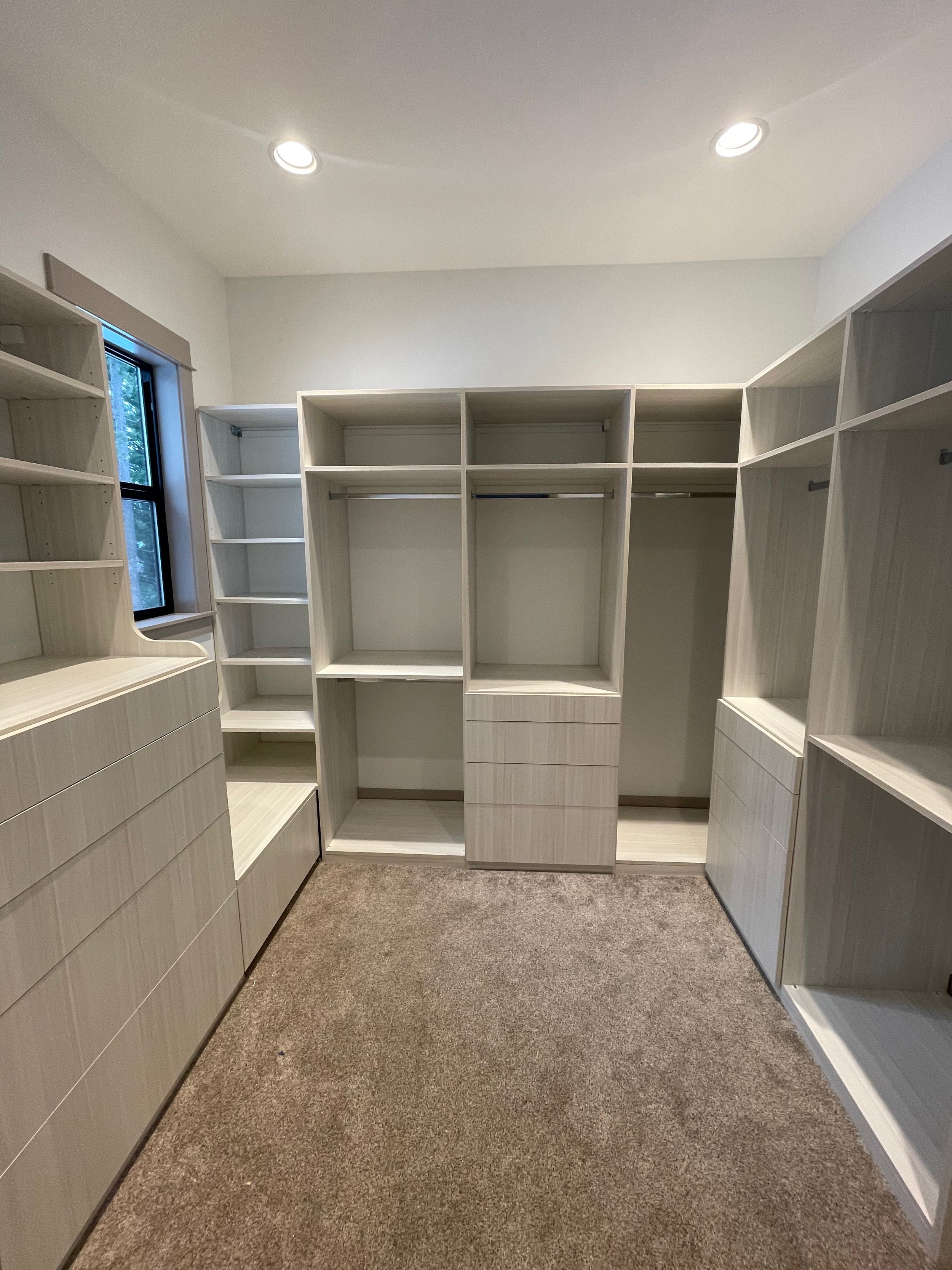 Master Closet in Cle Elum — Closet Maestro project CM-112
