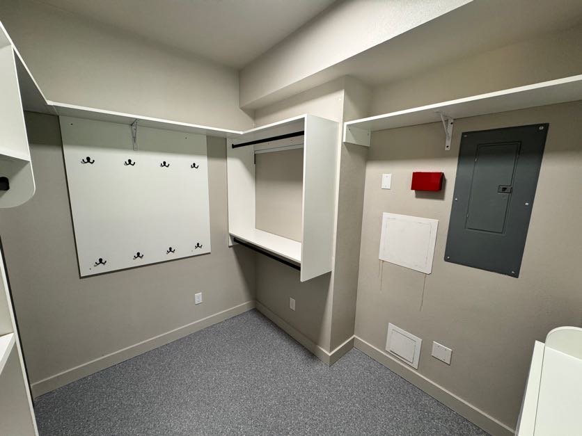 Master Closet in Tumble Creek — Closet Maestro project CM-165