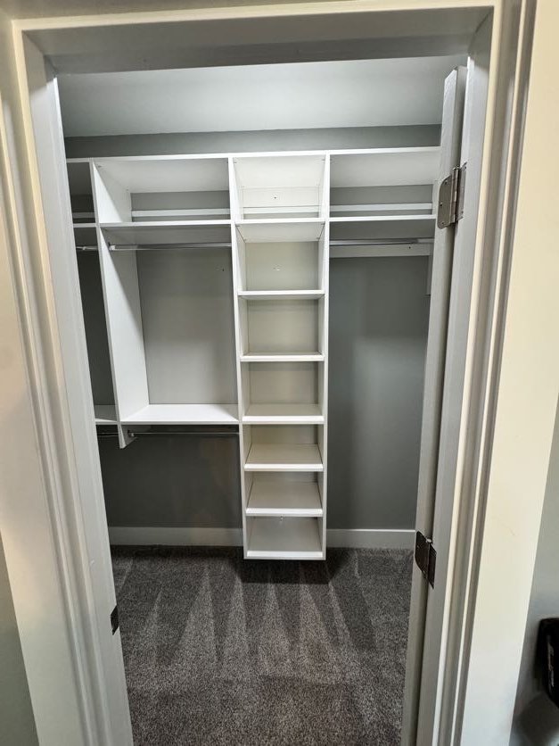 Walk-In Closet in Yakima — Closet Maestro project CM-137