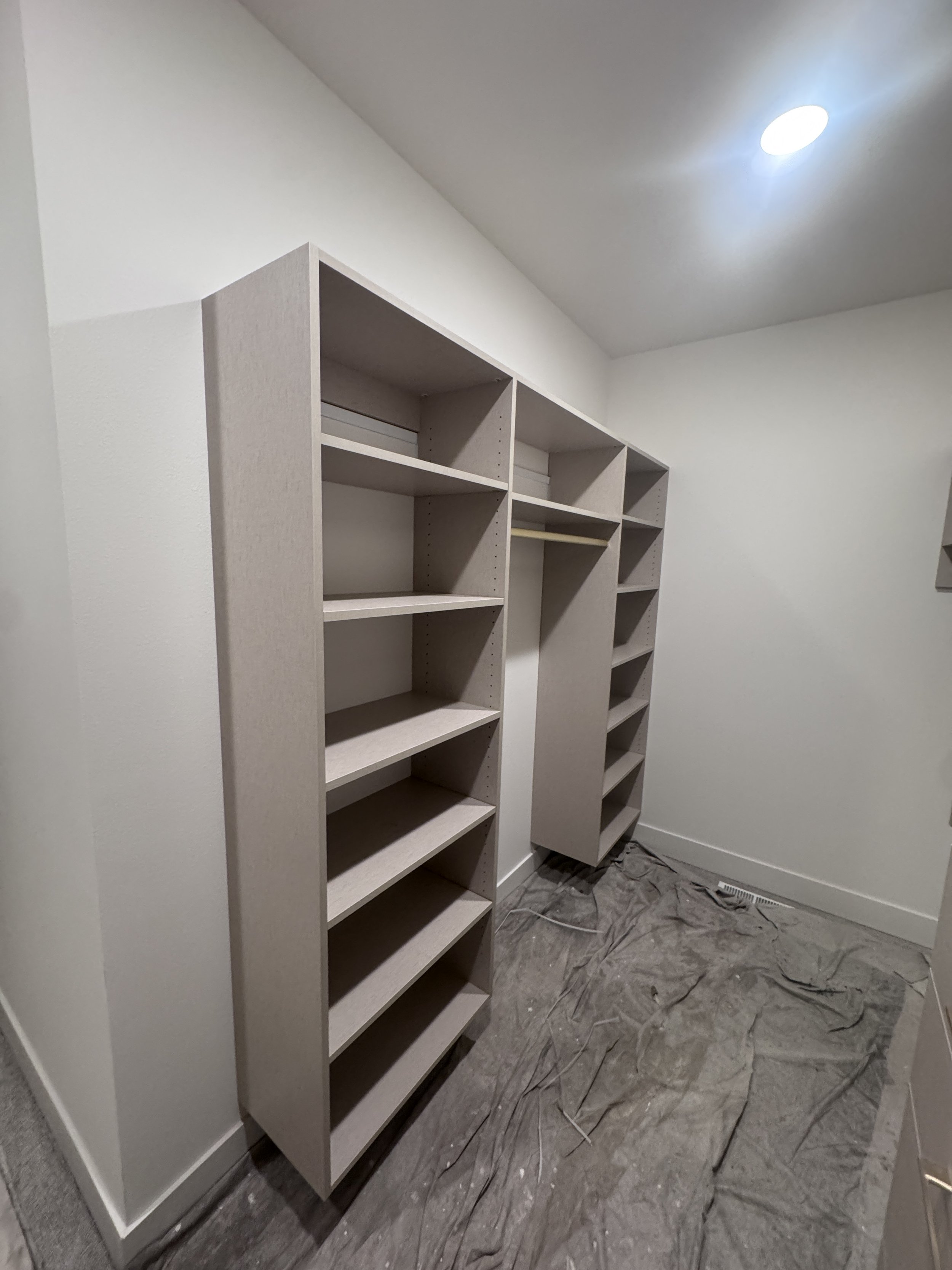Master Closet in Yakima — Closet Maestro project CM-160